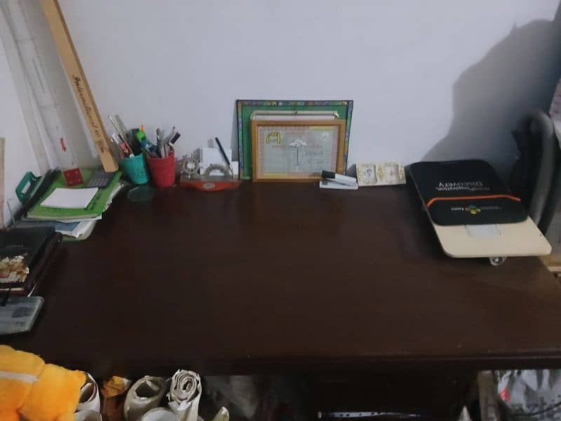 مكتب خشب 1