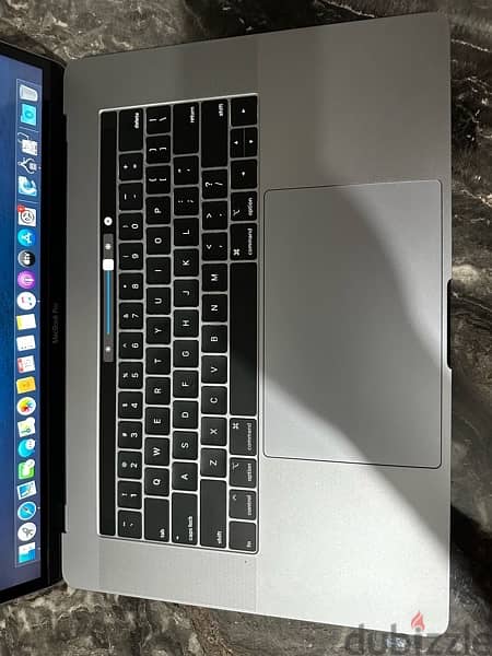 ‏Macbook Pro A1990 (2018) Laptop 15.4-Inch Display Core i9 Processor 7