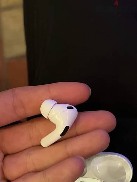 airpods pro gen 2 used 5