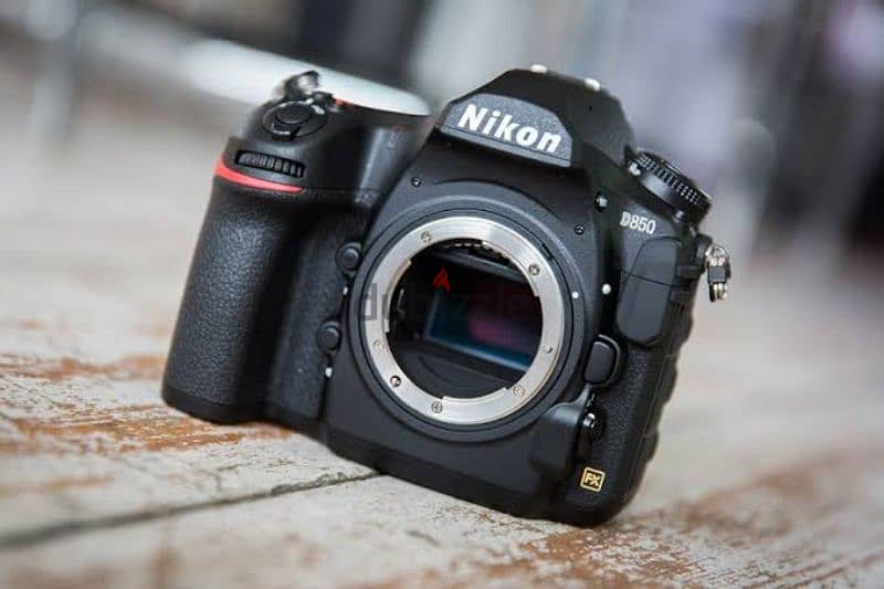 Nikon D850 Shutter ٤٢ k 1