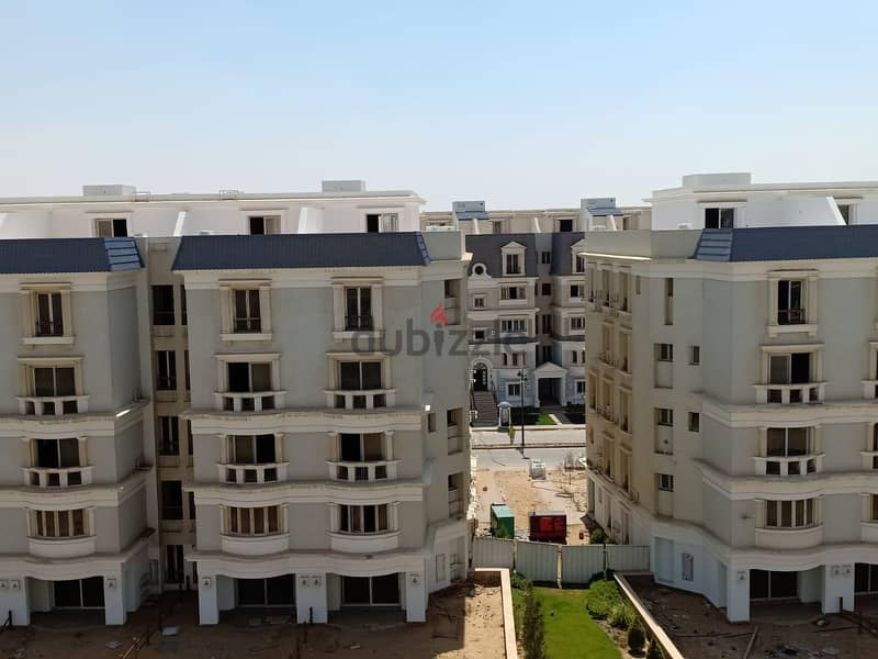 3-bedroom apartment, immediate receipt from Mountain View Hyde Park, in the heart of Fifth Settlement, installments over 7 yearsشقة 3 غرف إستلام فوري 7