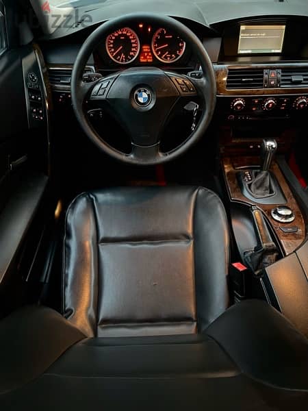 BMW 523 2006 11