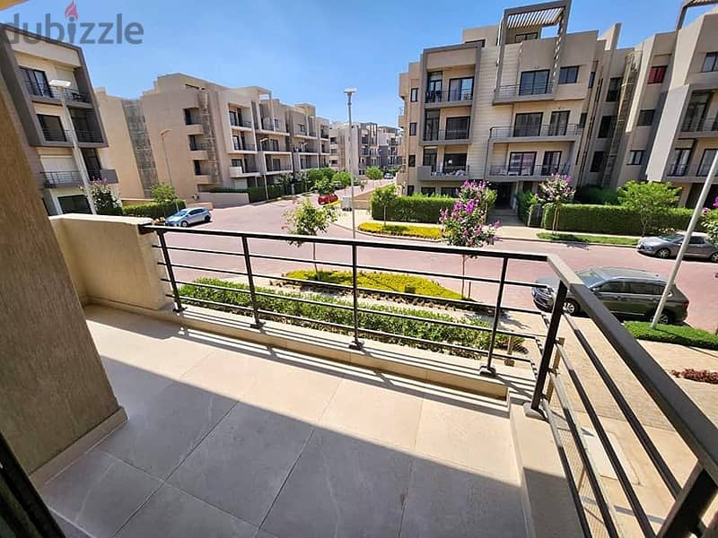 a ready to move apartment in marasem fifth square 9