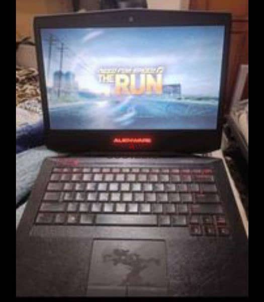 Alienware gaming laptop for sell with bag original 8
