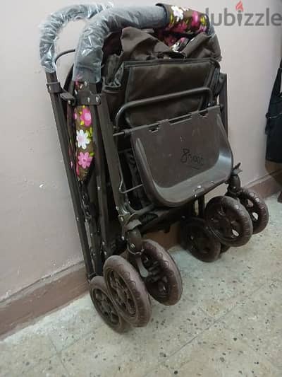 عربة أطفال