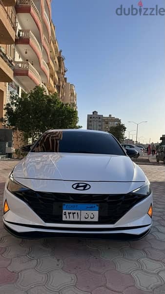 Hyundai Elantra 2022 1