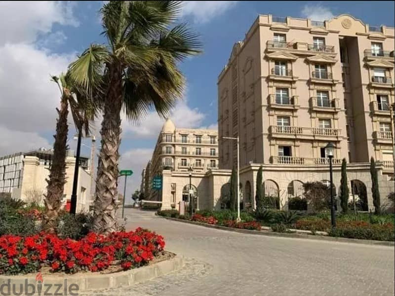 Apartment for Sale with Prime Location with Down Payment and Installments in Grand Park Hyde Park New Cairo 4
