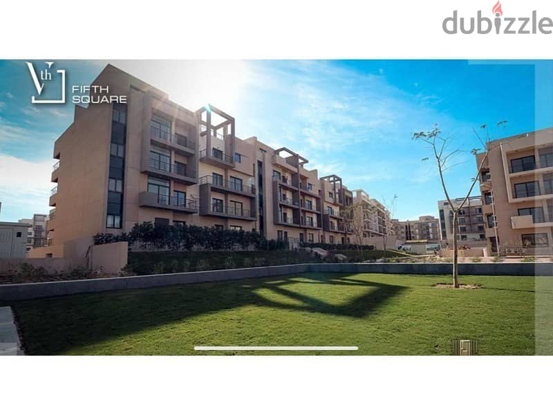 The lowest down payment is for penthouse with a roof 46 sqm ,fully  finished, in a prime location in Al Marasem Fifth Square, with installments. 11