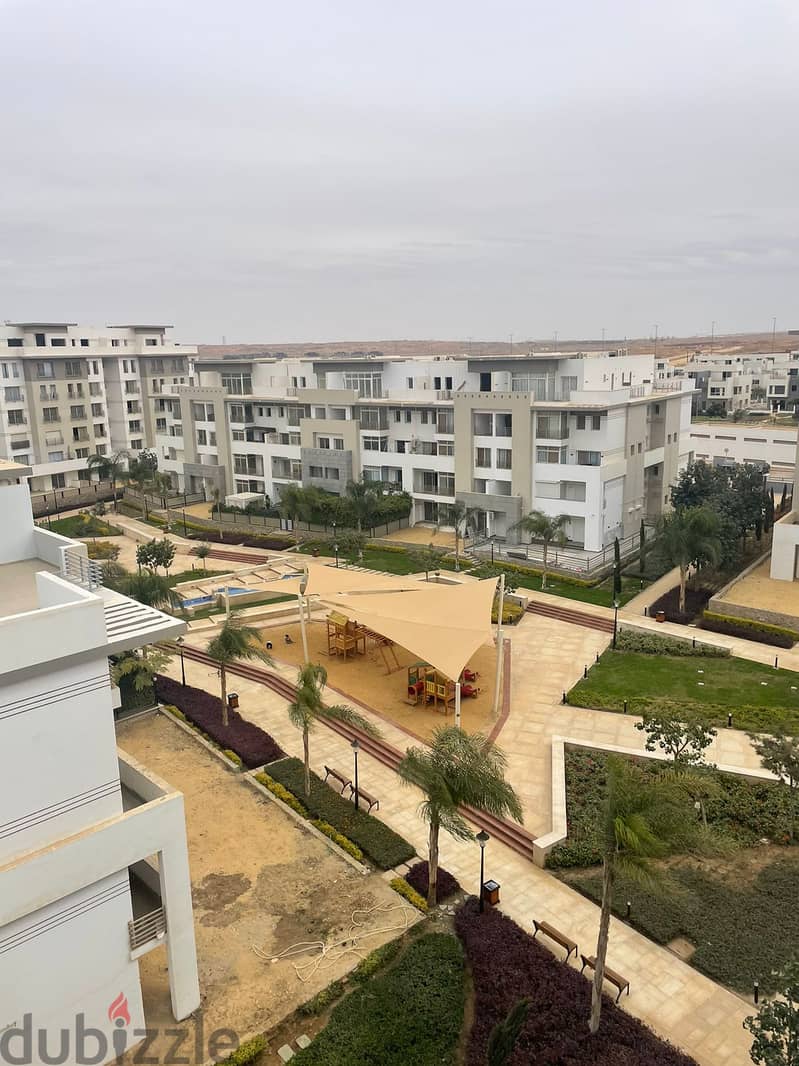 Duplex 216m for sale at the lowest price in the market, ready to move with installments in Hyde Park Compound in Fifth Settlement 6