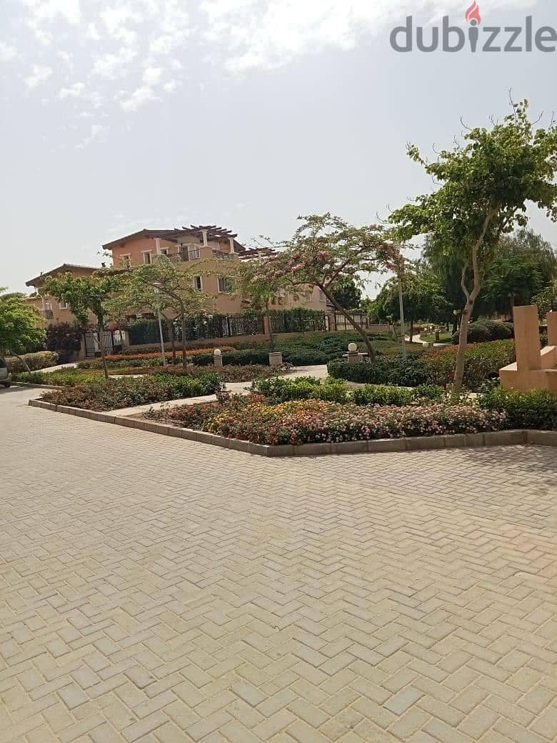 Classic Twin House For Sale 306m With Land Area 360m Bahri prime View At The Lowest Price In Hyde Park In Fifth Settlement 3