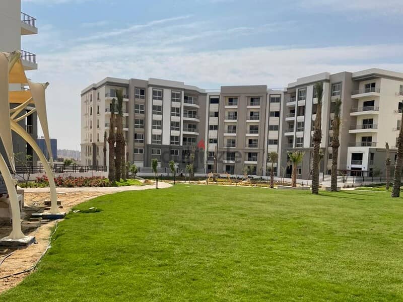 Apartment for sale in hyde park greens in new cairo with the lowest down payment and installments 1