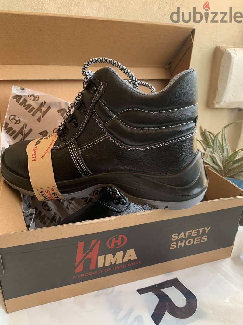 Hima safety shoes size (42) 3