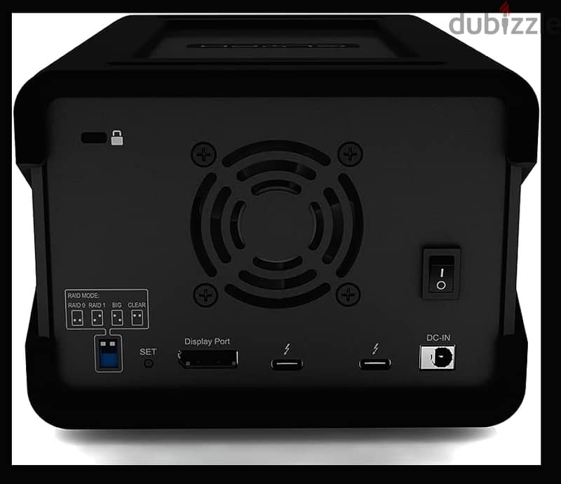 Blackbox PRO RAID Desktop Drive with Thunderbolt 3.40TB 1