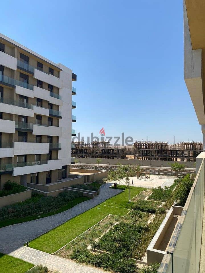 Duplex of 175 square meters for sale in Al Burouj Compound, Shorouk دوبلكس مساحة 175 متر للبيع في كمبوند البروج الشروق 1
