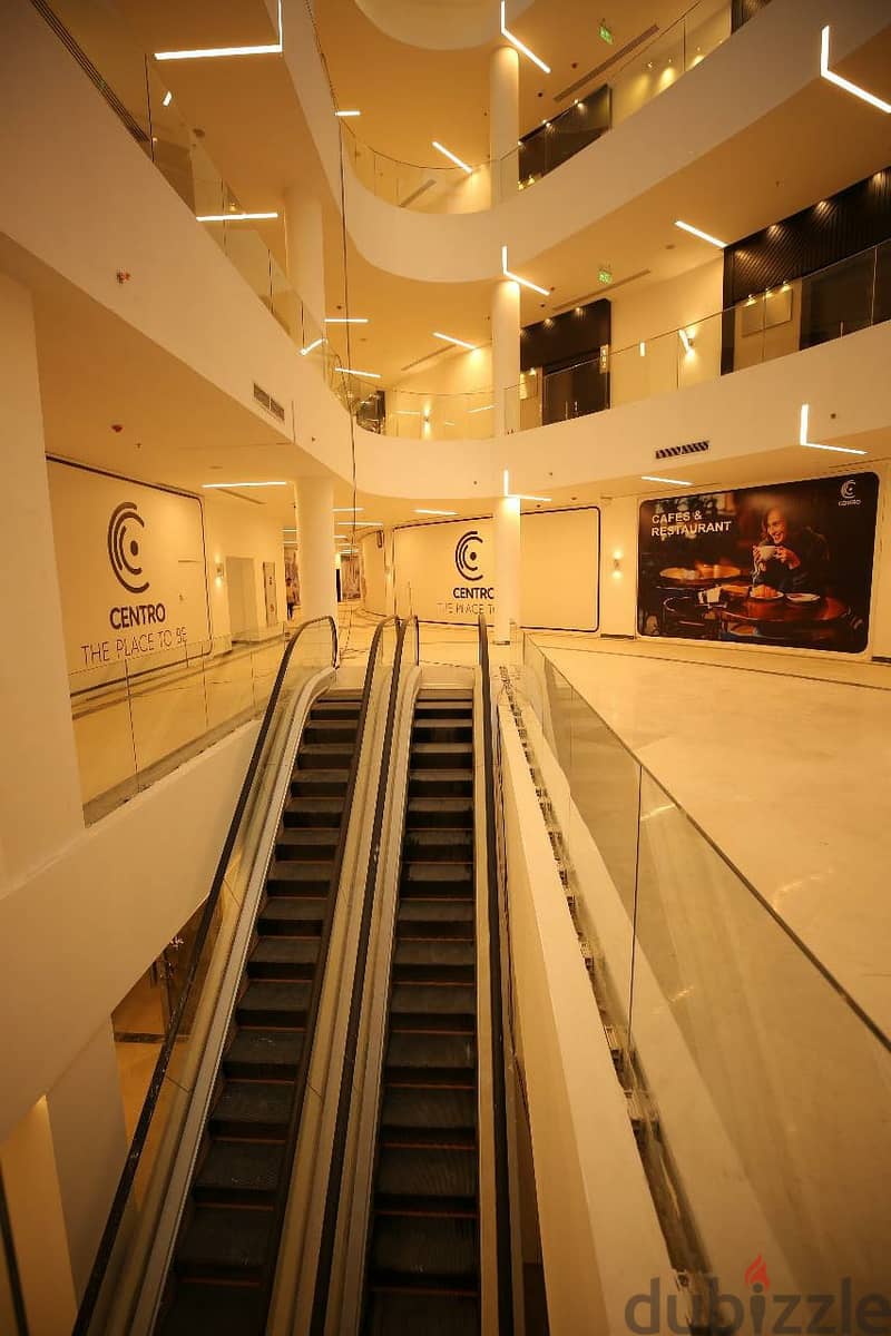 An administrative unit with an area of ​​148 square meters in Centro Mall in front of the American University, Southern Lotus, second floor, next to W 2