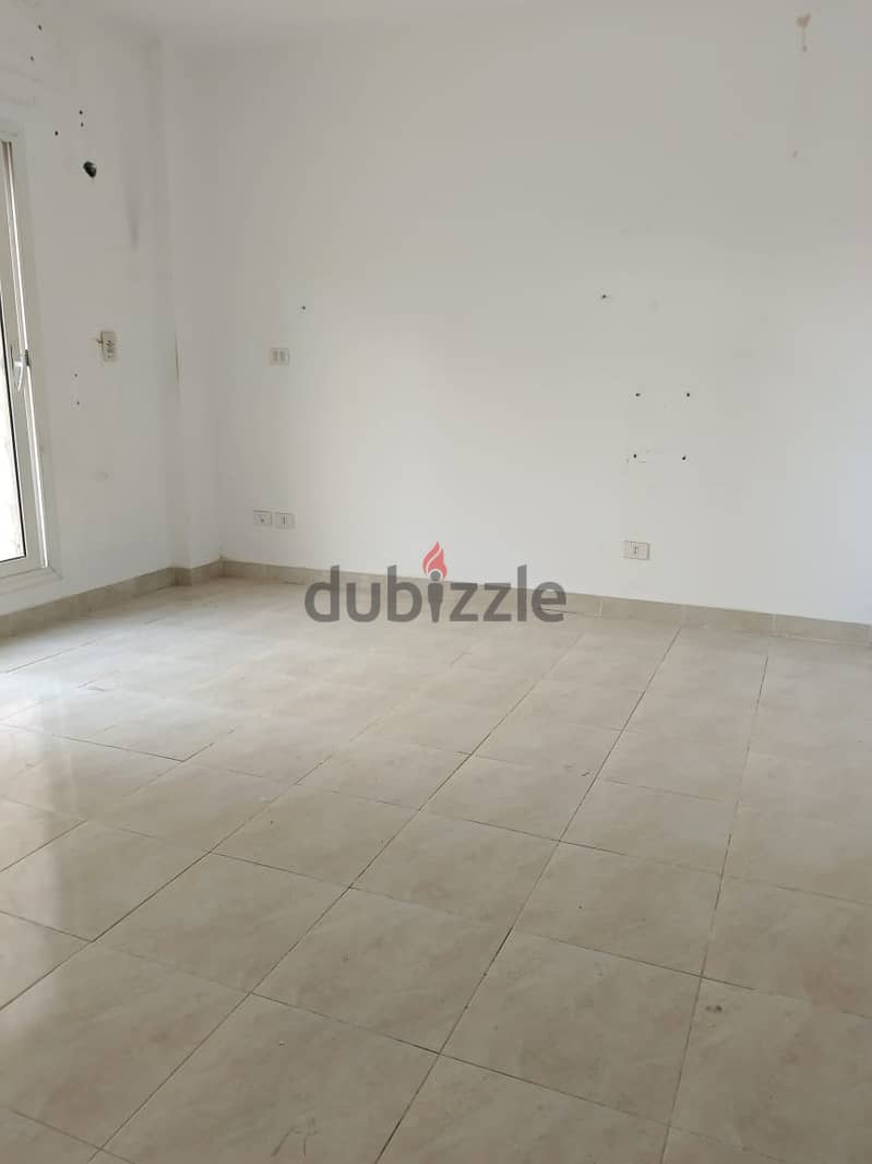 appartment avaliable fr rent in al rehab at eigth phase ground floor with garden 180+50 meter 23