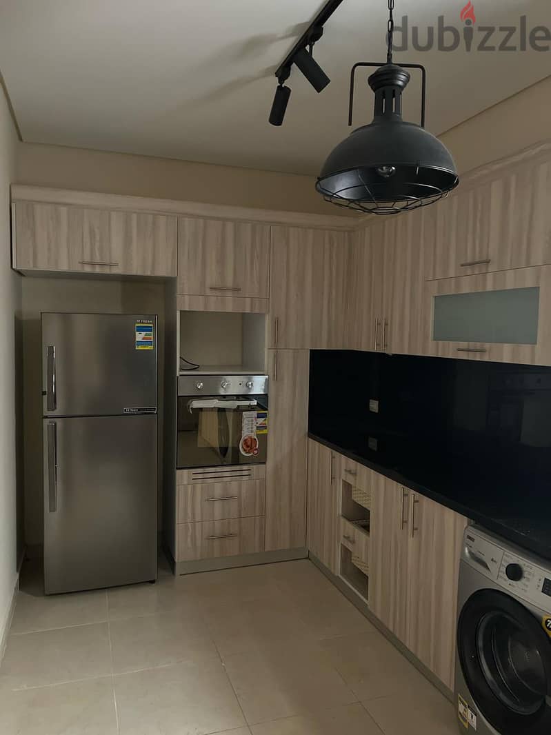 apartment 160 m prime location view landscabe Fully furnished Kitchen with appliances+ air conditioners Super Lux finishing in Compound 90 Avenue 22
