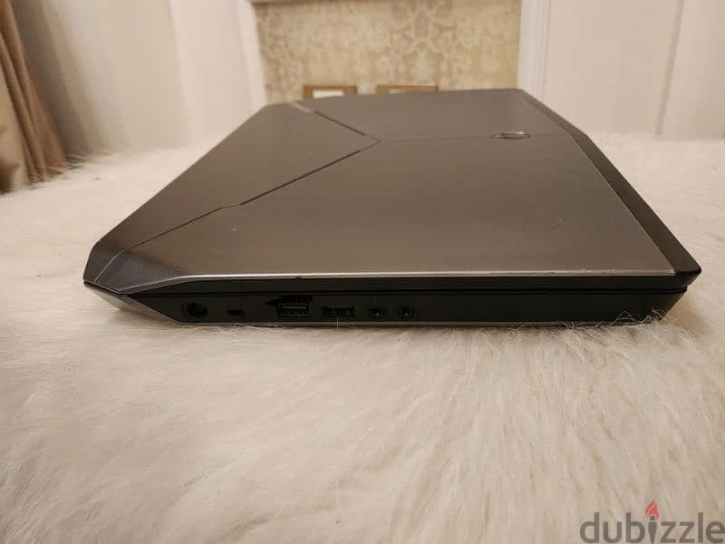 alienware laptop 15 R2 3