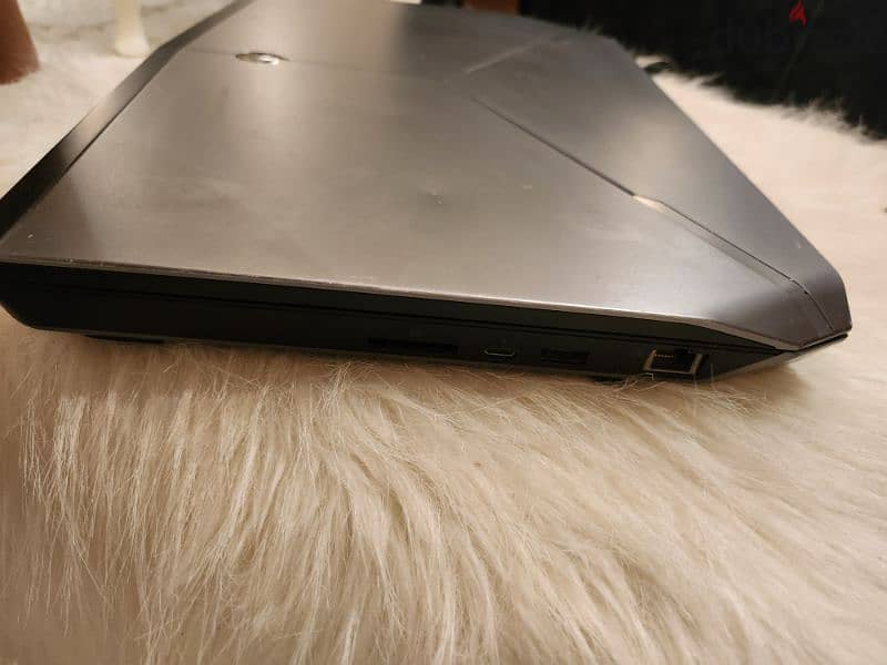 alienware laptop 15 R2 4