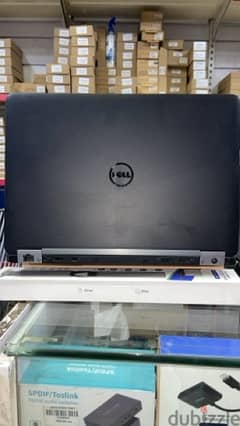 Laptop  DELL E7270