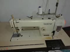 ماكينة خياطة ياباني