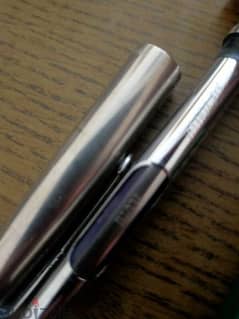 قلم حبر 0