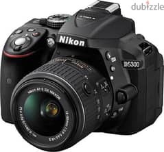 Nikon D5300 بحالة ممتازة وقابل للنقاش 0