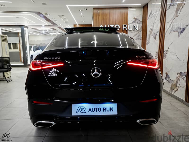 MERCEDES BENZ GLC 300 AMG COUPE 2024 14
