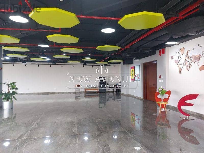 office 340 Sq. m fully finished for sale in shikh Zayed. 12