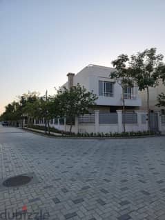 Villa for rent at Atrio compound , Sheikh zayed