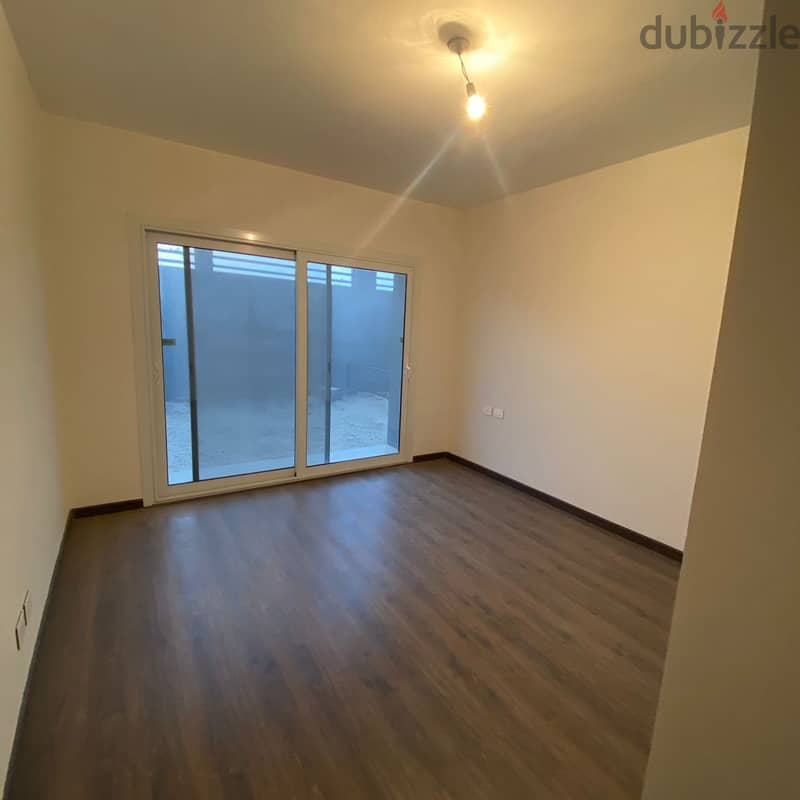 Ground apartment with garden for sale at Etapa compound , Sheikh zayed 8