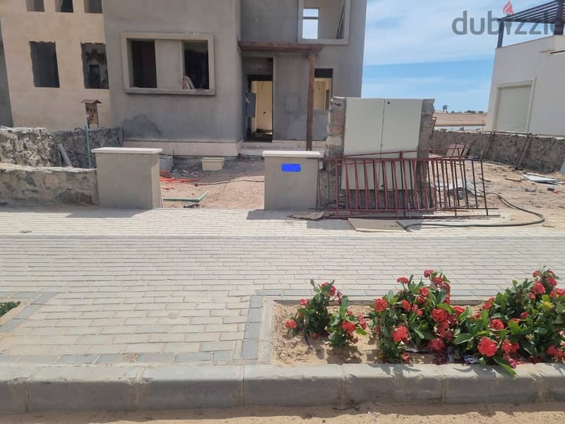 Ready to move twin house in gouna with installments 4