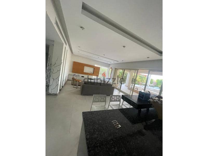 Villa Fully furnished with acs in Hacienda bay 6