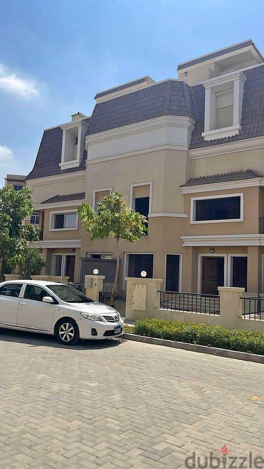 Luxurious villa for sale with a 42% discount, very distinctive view, 4 bedrooms in Sarai on the extension of the Fifth Settlement 5