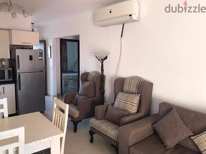 Pool view penthouse furnished with kitchen and ACs Amwaj 2