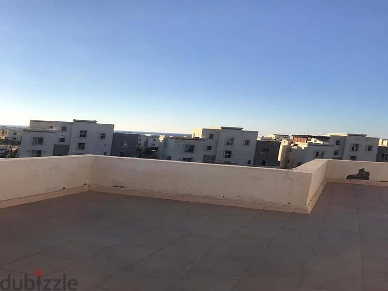 Pool view penthouse furnished with kitchen and ACs Amwaj 17