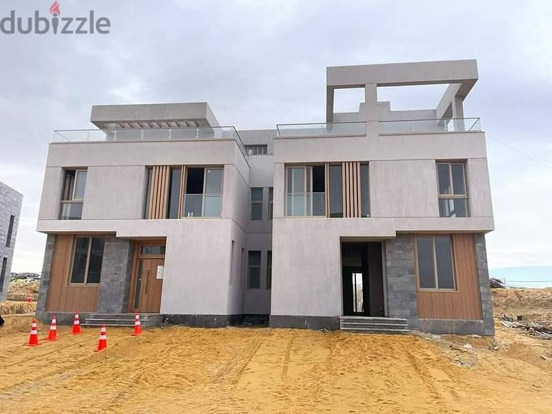 160 sqm townhouse villa for sale in Al-Mosqbal City at East, Al-Ahly Sabbour, next to New Cairo and minutes from Madinaty 1