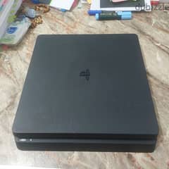 PlayStation 4 Slim - 500 GB