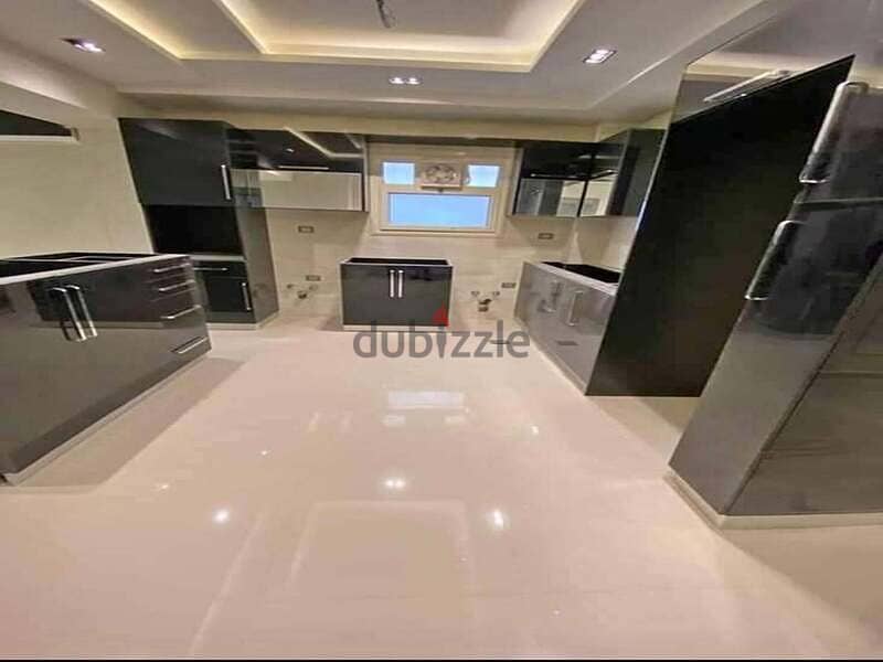 Villa for sale in Swan Lake Hassan Allam Compound on Suez Road 3