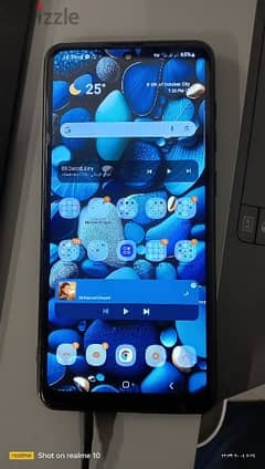 Samsung a71 بالكرتونه