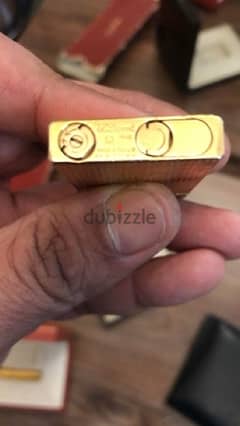 S. T Dupont Gold 24 Lighter 0