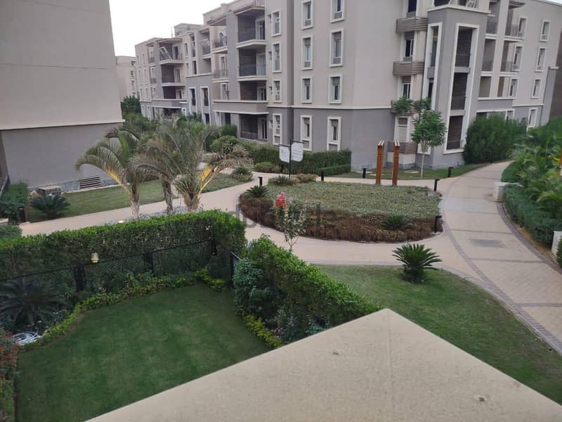 October plaza  apartment for sale Ready to move Area: 181 m 5