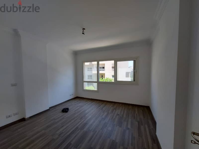 apartment for sale in madinaty 245m view garden 8