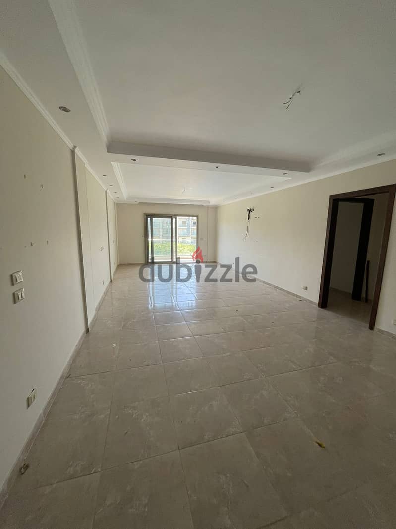 Apartment 194m for sale in galleria moon valley Prime location fully finished 0