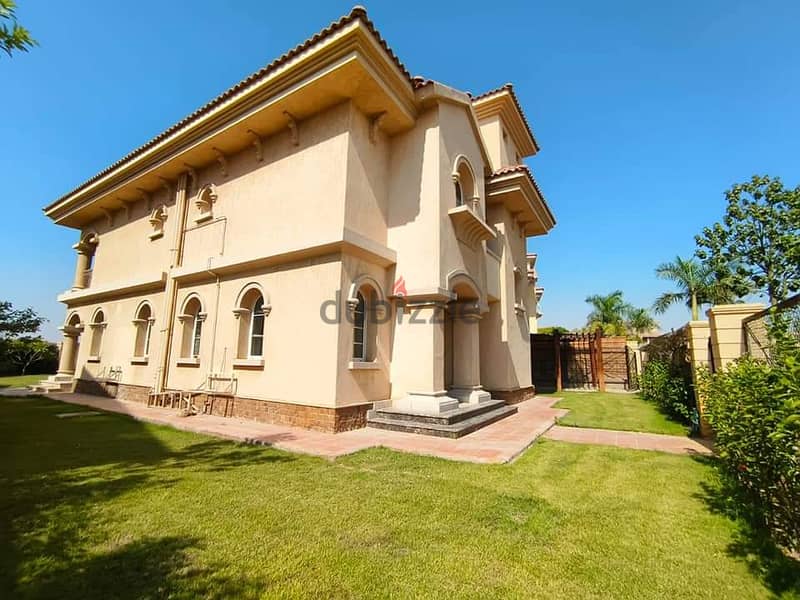 Standalone villa for sale in madinaty 333m type G 9