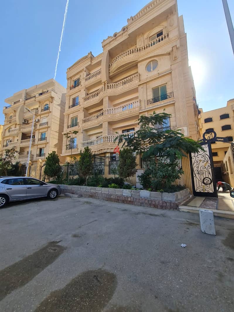 very special in eloutas elgnobya very special price and location 145m 3bed rooms 2bath room with parking and storage area 1