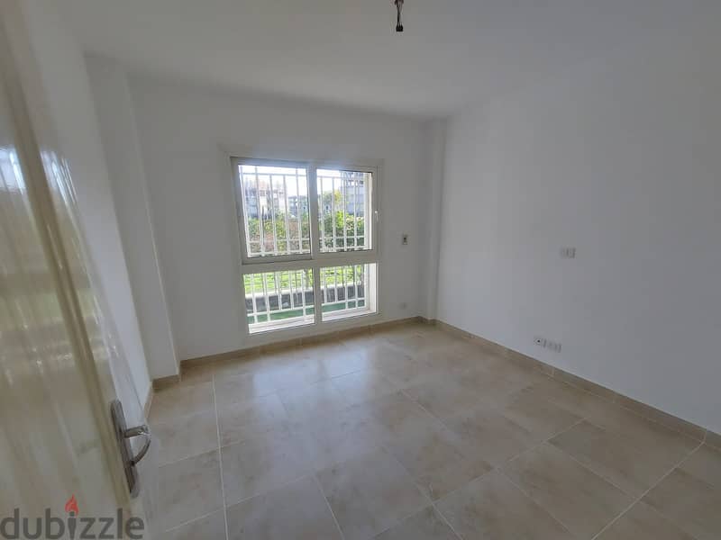 "3-bedroom apartment in the latest phases, with installment over 12 years, garden view. " 3