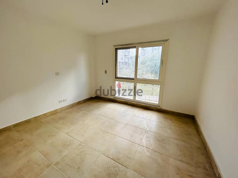 Apartment for sale in Madinaty, 84 square meters, with a garden view in B12 area, near the largest service complex. 7
