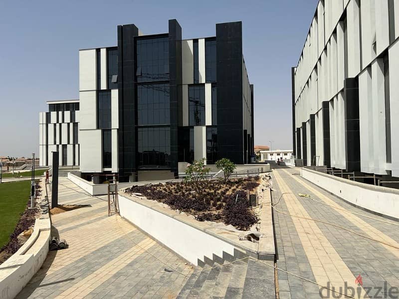 Own a best location for an office 162m  in Hyde Park, New Cairo, with installments open view landscape 4