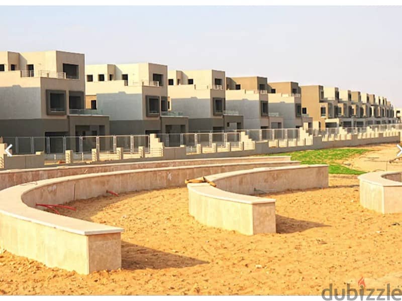 The lowest price Townhouse  226m middle for sale  View landscape in Palm Hills New Cairo 8